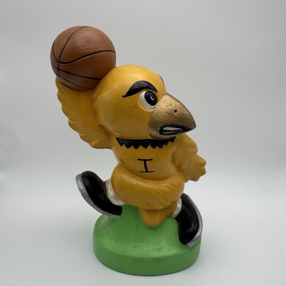 Iowa Hawkeyes Basketball Herky ~ Hand Painted Ceramic 7" Statue Figure Vtg 80s